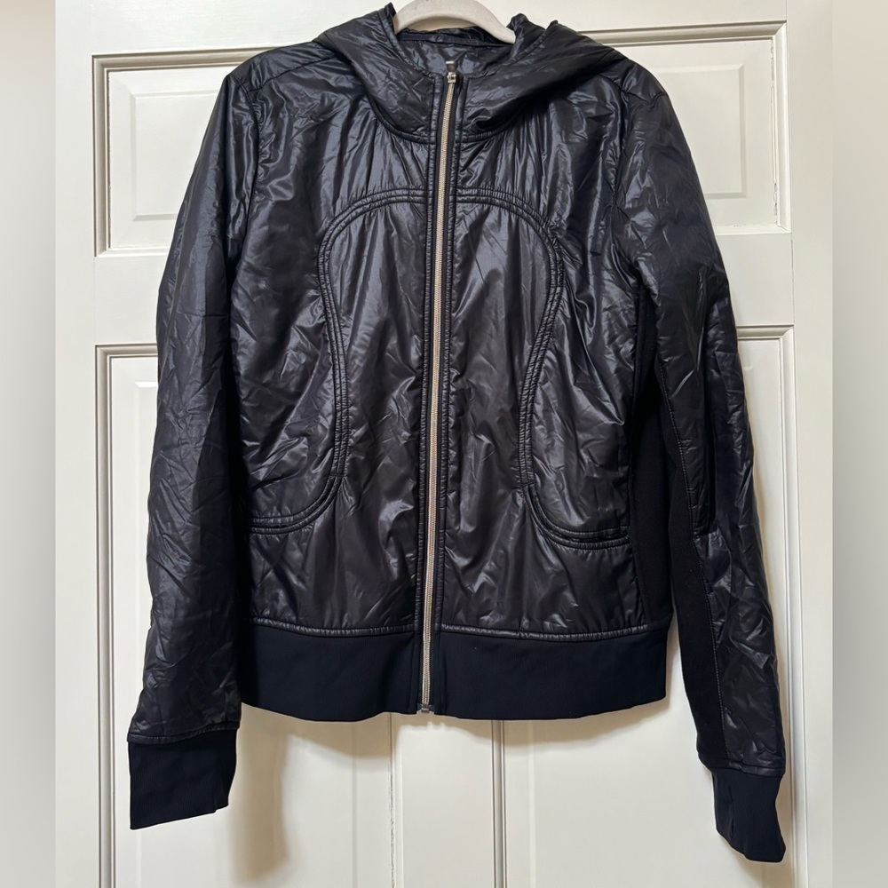 Lululemon jacket size 12 zip up hoodie black